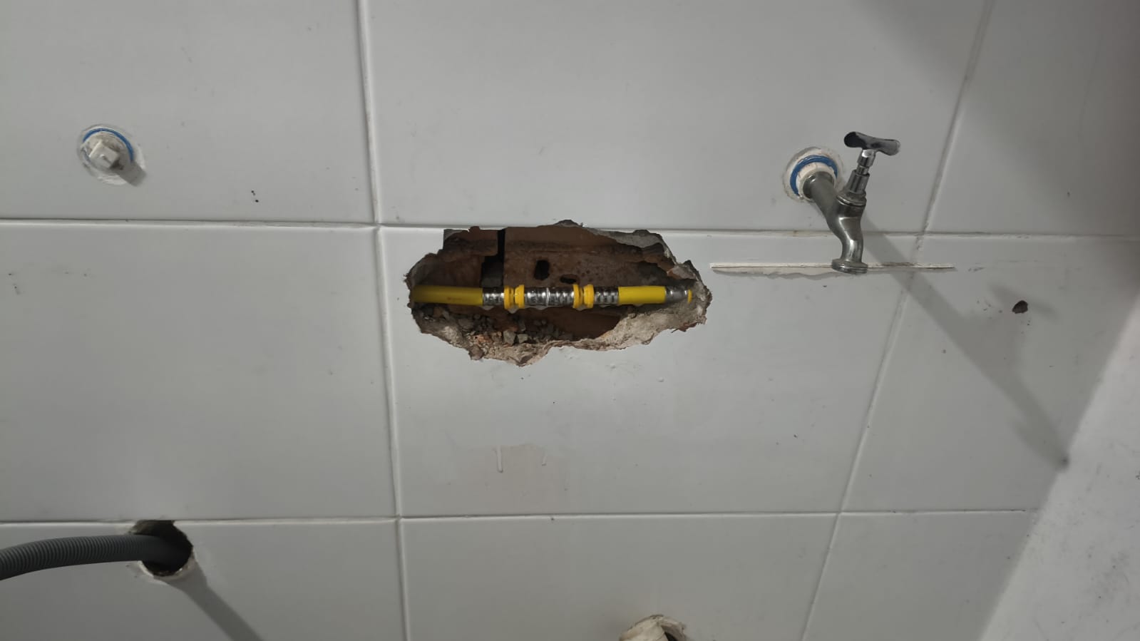 Tubulação de cobre instalada